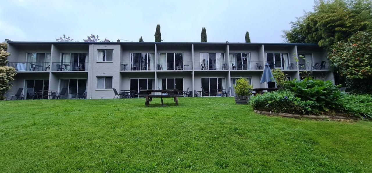 Riverbank Park Motel Bright Εξωτερικό φωτογραφία