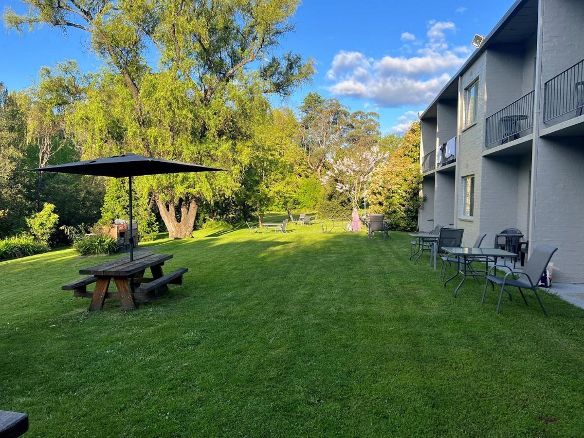 Riverbank Park Motel Bright Εξωτερικό φωτογραφία
