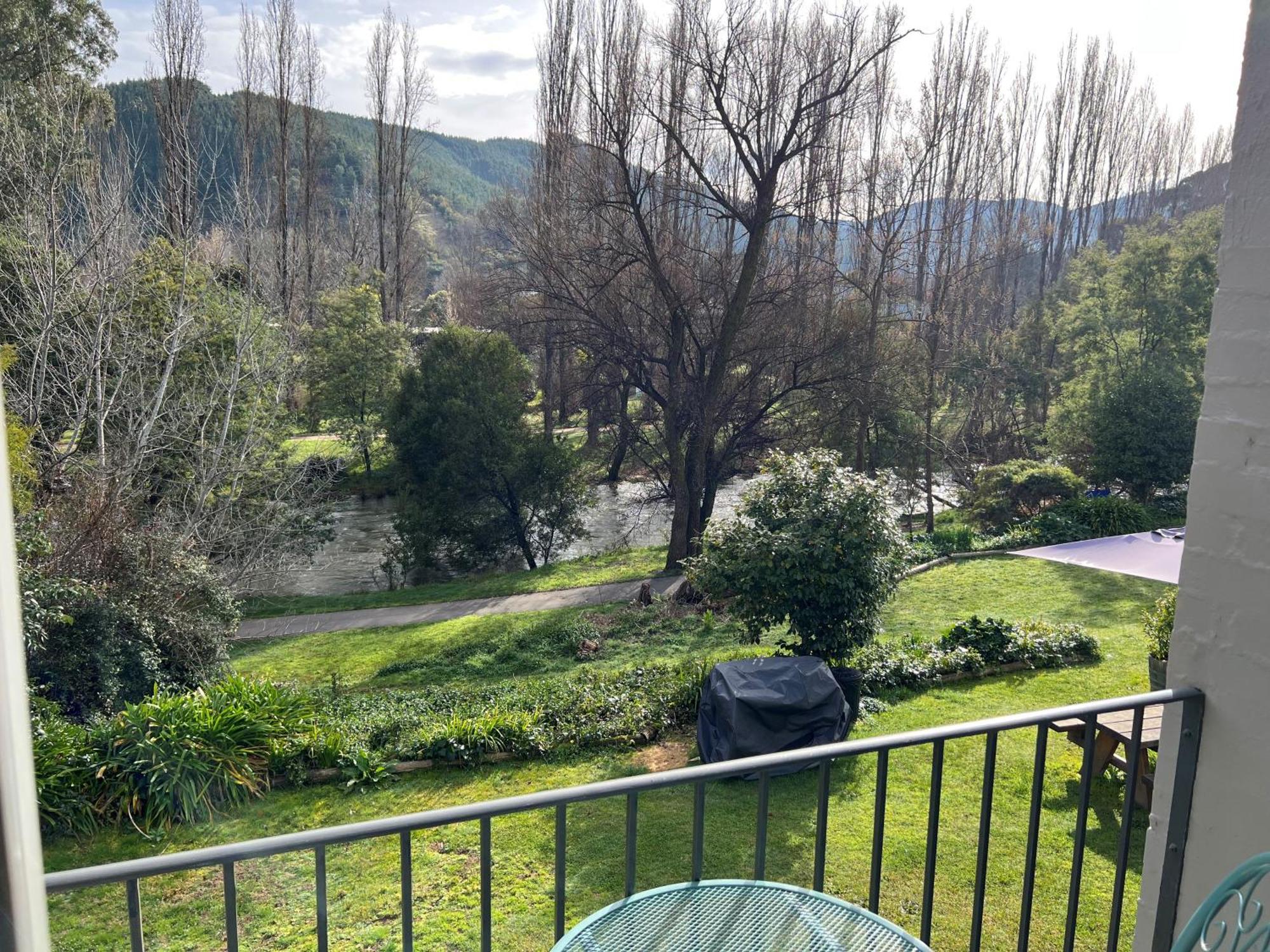 Riverbank Park Motel Bright Εξωτερικό φωτογραφία