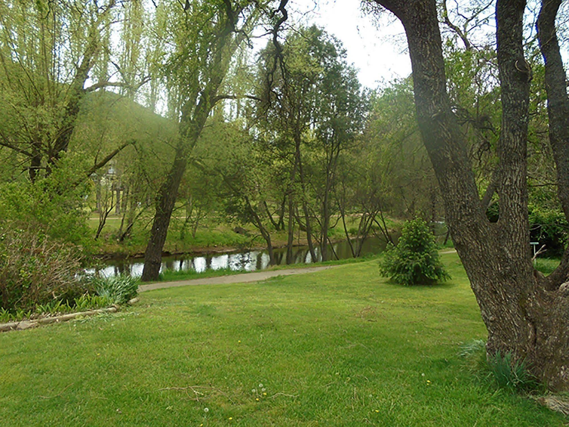 Riverbank Park Motel Bright Εξωτερικό φωτογραφία